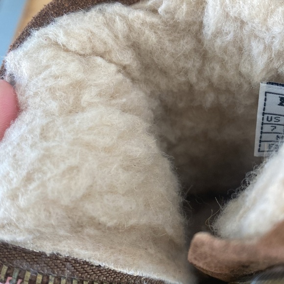 BEAR PAW Emma brown sheepskin lined boots size 7 - Picture 7 of 9